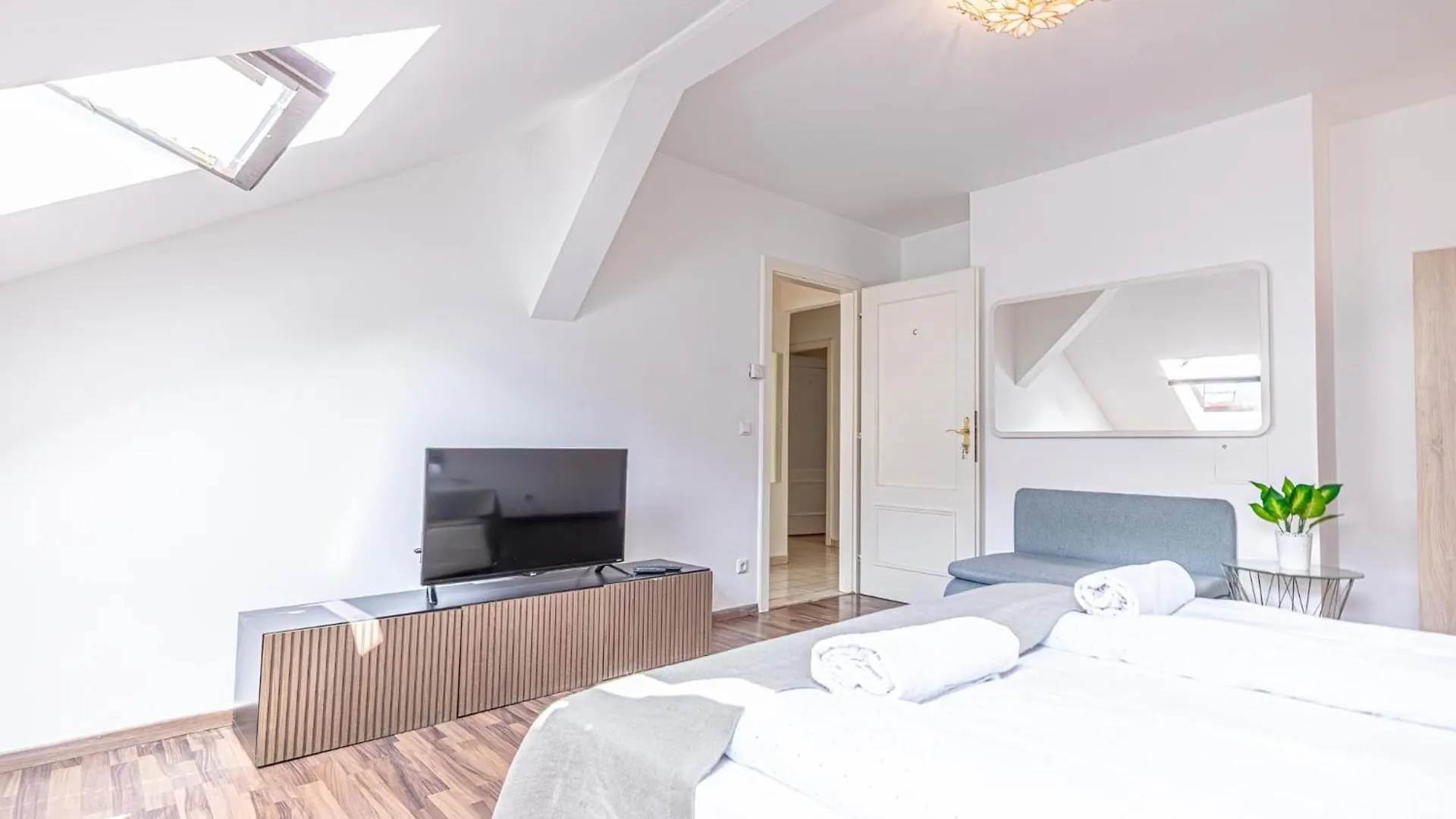 Chic & Comfy 3Br Apt In The Heart Of Vienna Apartment