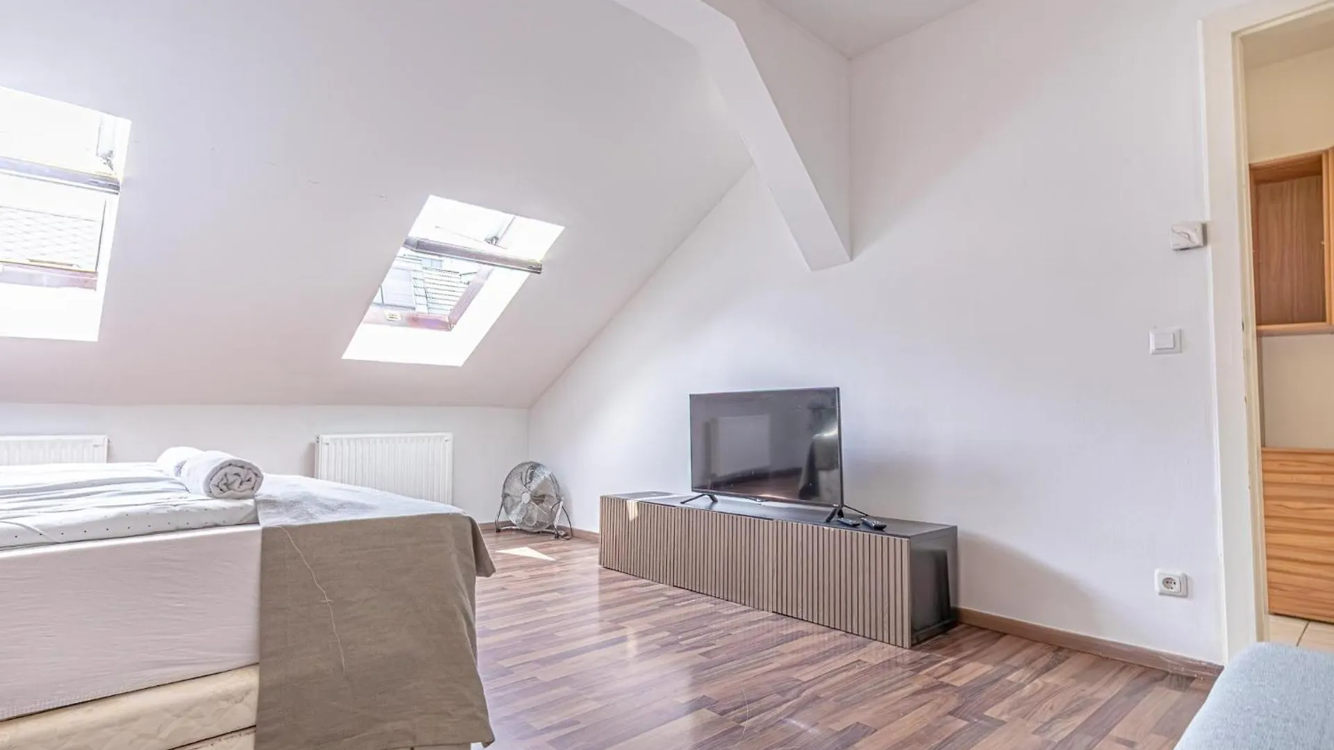 Chic & Comfy 3Br Apt In The Heart Of Vienna Apartment
